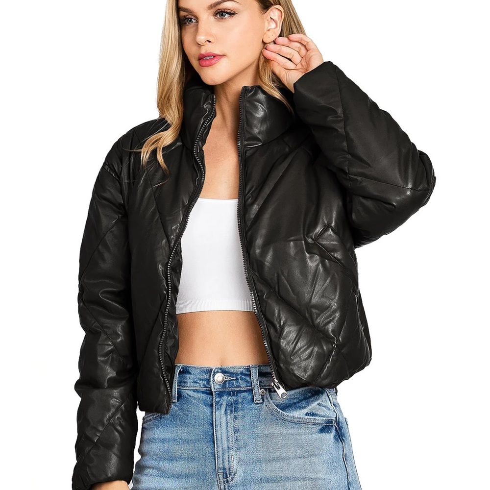 Soho Faux puff black 🖤jacket !